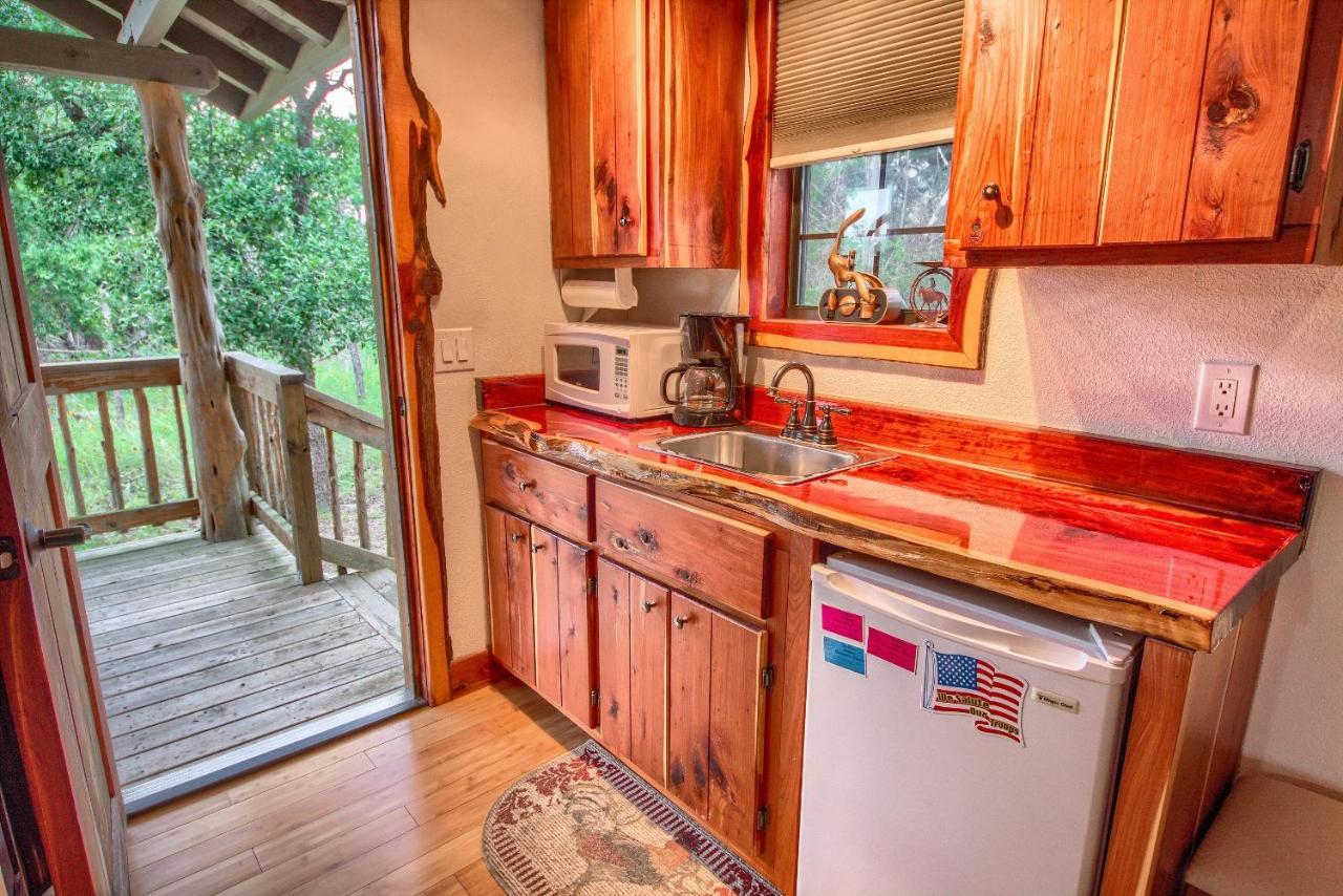 Вілла Cedar Bliss Cabin Фредеріксбург Екстер'єр фото