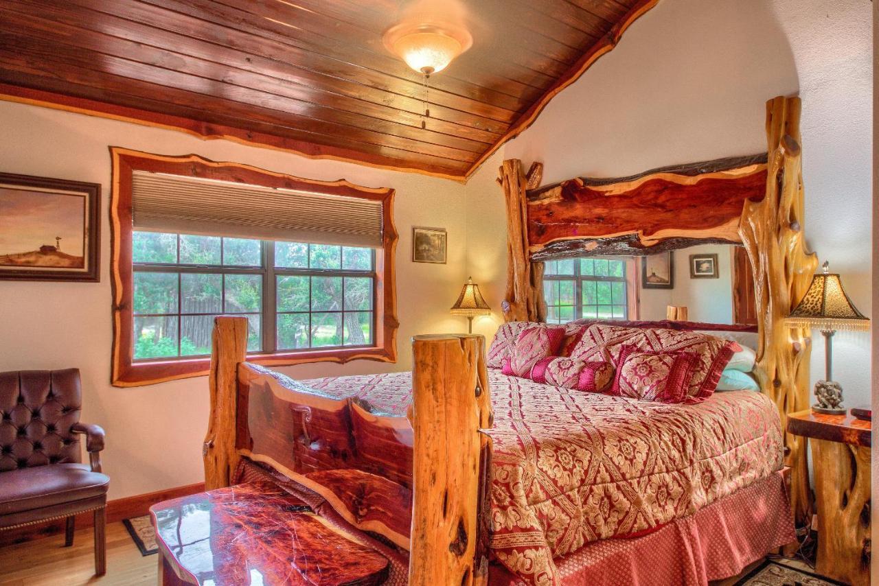 Вілла Cedar Bliss Cabin Фредеріксбург Екстер'єр фото